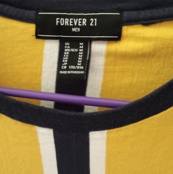 Forever 21 Men's Striped Shirt Size Md. - Picture 2 of 3